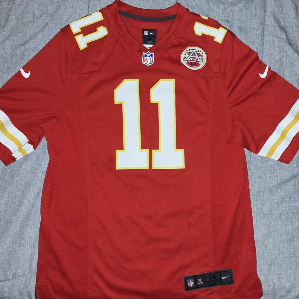 Nike Kansas City Chiefs Alex Smith #11 Red Home Jersey Men's Medium.
